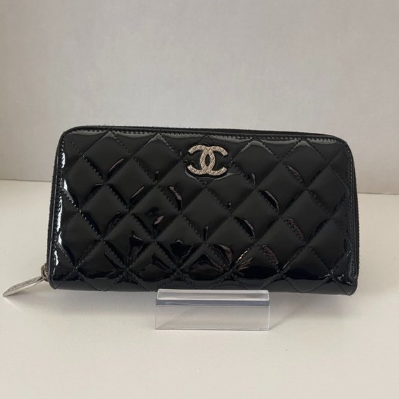 Chanel Handbags - Chanel Zippy Wallet Matelasse Patent Leather (139209)